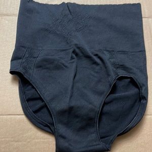 New Bodyhush Shapewear size Large